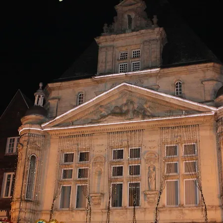 D'hotes Noir Lion Bed & Breakfast Péronne