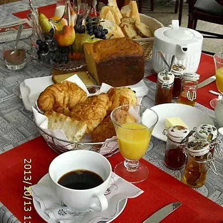 D'hotes Noir Lion B&B 페론네